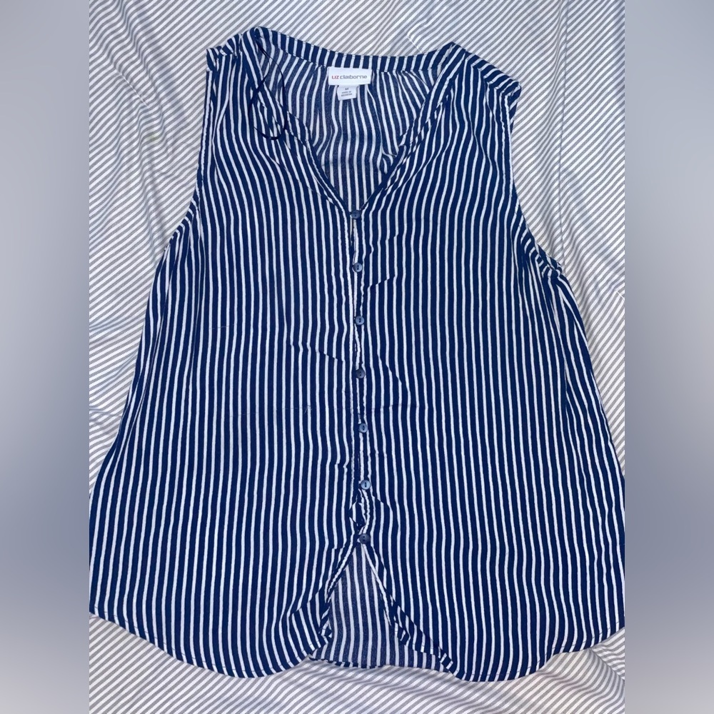 Vertical line blouse